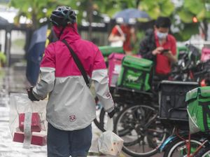 Pengantar Makanan Ini Minta Dicarikan Kerja oleh Pelanggan, Berbuah Manis! Pengantar Makanan Ini Minta Dicarikan Kerja oleh Pelanggan, Berbuah Manis!