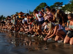 Bali Pilih-pilih Turis Asing: Deportasi, Tarif Masuk Rp 150 Ribu, Bangun LRT