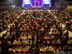 Antusias Banget! Ribuan Mahasiswa Ikut #DemiIndonesia Goes To Campus Unair