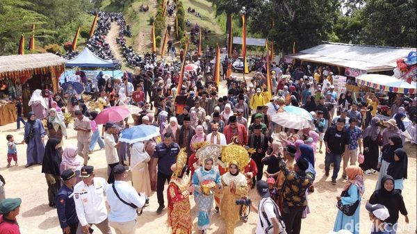 Intip Kemeriahan Festival Urang Awak, Aua Sarumpun Geopark Festival 2023