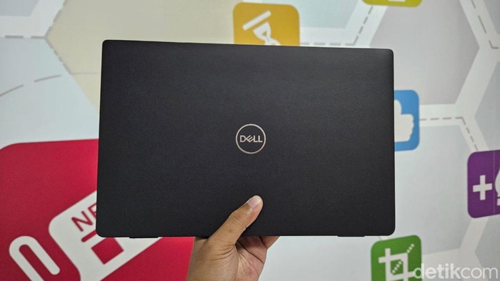 Dell Latitude 3770 Dell Latitude 3770