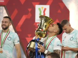 Ini juga menjadi gelar kedua Inter pada musim 2022/2023 setelah Piala Super Italia. AP/Andrew Medichini