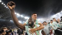 Romelu Lukaku merayakan usai upacara penganugerahan Piala Italia di Stadion Olimpiade Roma. AP/Andrew Medichini
