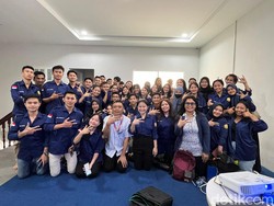 Mahasiswa Sari Mutiara Belajar Jurnalistik ke detikSumut