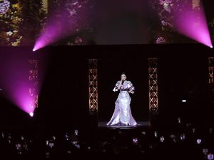 10 Potret Konser Kris Dayanti Sukses Digelar di Singapura Meski Promotor DPO