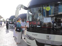 Haji Ramah Lansia, Lebih Banyak Petugas Haji Perempuan Dikerahkan