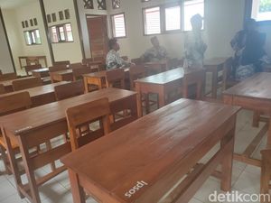 Asa Sekolah di Cianjur Bangkit Usai Dihantam Gempa Dahsyat Asa Sekolah di Cianjur Bangkit Usai Dihantam Gempa Dahsyat