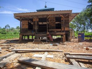 Musala di Batam Ini Dibangun dari Papan Plastik Daur Ulang