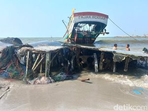 Penemuan Bangkai Pesawat di Lamongan: Awal Mula hingga Identifikasinya Penemuan Bangkai Pesawat di Lamongan: Awal Mula hingga Identifikasinya