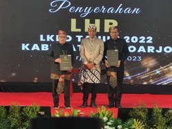 BPK Jatim Serahkan LHP Atas LKPD Tahun 2022 Kepada 37 Pemerintah Daerah