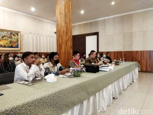 Penyewa Stan Malang Plaza Beri Deadline Ganti Rugi Tuntas dalam 2 Pekan Penyewa Stan Malang Plaza Beri Deadline Ganti Rugi Tuntas dalam 2 Pekan