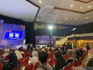 Bagi-bagi Doorprize #DemiIndonesia Unair: OPPO Reno 8T hingga Find N2 Flip Bagi-bagi Doorprize #DemiIndonesia Unair: OPPO Reno 8T hingga Find N2 Flip