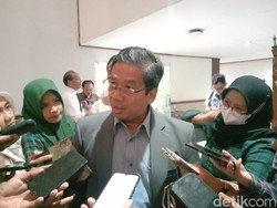 Jamal Wiwoho Mundur sebagai Rektor UNS