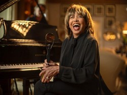 Tribute untuk Tina Turner di Cannes