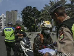 Operasi Patuh Berlaku Tilang di Tempat, Kapolda Metro Wajibkan Pasang Pelang