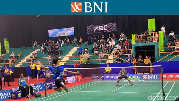 Potret Keseruan Semifinal BNI Sirnas Surabaya