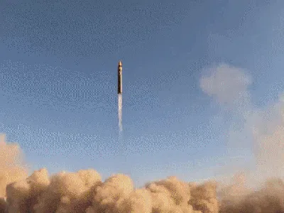 Bingkai Sepekan: Rasis di Liga Spanyol hingga Pamer Senjata Perang