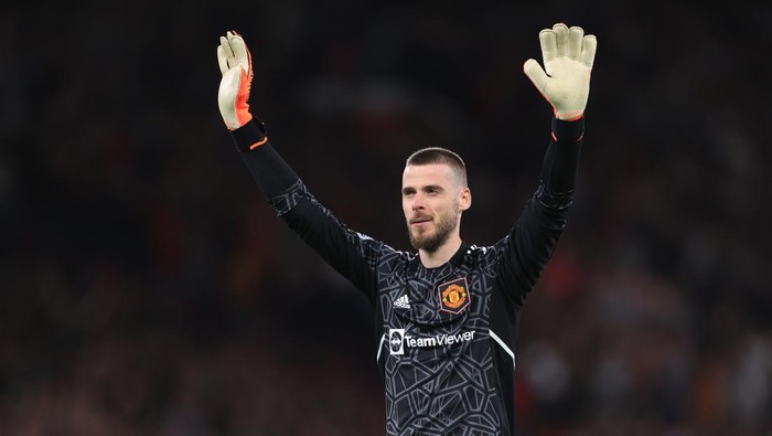 MANCHESTER, ENGLAND - MAY 25: Manchester United goalkeeper David de Gea celebrates during the Premier League match between Manchester United and Chelsea FC at Old Trafford on May 25, 2023 in Manchester, England. (Photo by Simon Stacpoole/Offside/Offside via Getty Images)