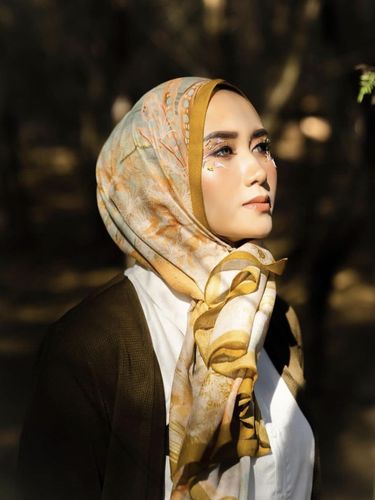 Foto Lia Karina pemenang Sunsilk Hijab Hunt 2017, sudah berkeluarga dan sekarang masih eksis di media sosial.