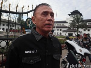 Gerindra di Bawah Bayang-bayang PDIP, Iwan Bule: Perlu Perjuangan Tinggi Gerindra di Bawah Bayang-bayang PDIP, Iwan Bule: Perlu Perjuangan Tinggi