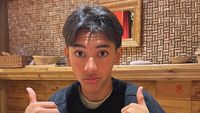 7 Foto Jason Anak Nana Mirdad Sudah Remaja, Gaya Pakai Anting Disorot Netizen