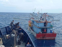 KKP Tertibkan 9 Kapal Ikan RI yang Tak Sesuai Izin di Batam-Makassar