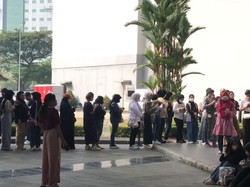 ARMY Mulai Padati Hall 10 ICE BSD, Siap Ketemu Suga!