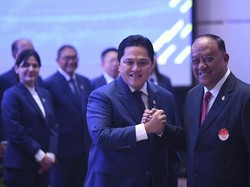 Pelantikan ini dipimpin langsung oleh Ketua KONI Pusat Marciano Norman. Para pengurus diambil sumpahnya, penyerahan bendera, dan penandatanganan pengukuhan dan pelantikan.