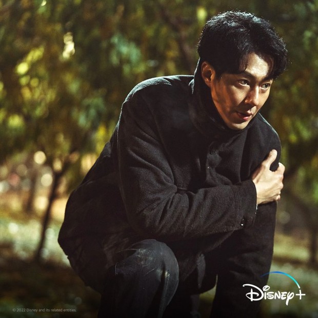 Moving (2023)/Dok.Disney+
