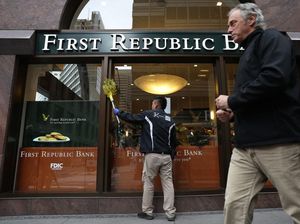 Potret Kantor First Republic Bank yang 1.000 Pegawainya di-PHK JPMorgan Potret Kantor First Republic Bank yang 1.000 Pegawainya di-PHK JPMorgan