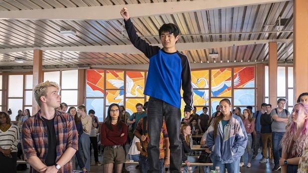 Serial American Born Chinese (2023) Ben Wang sebagai Jin Wang dalam American Born Chinese. (Disney/Carlos Lopez-Calleja)