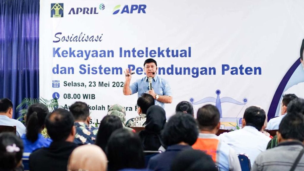 Sosialisasi Kekayaan Intelektual Sosialisasi Kekayaan Intelektual