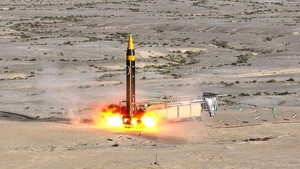 Iran Serang Kantor Netanyahu Pakai Rudal Balistik