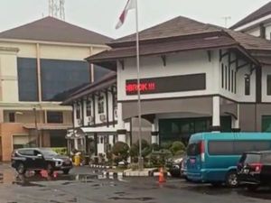 Geger Running Text di Bekasi Diretas Sindir Plt Wali Kota hingga Satpol PP
