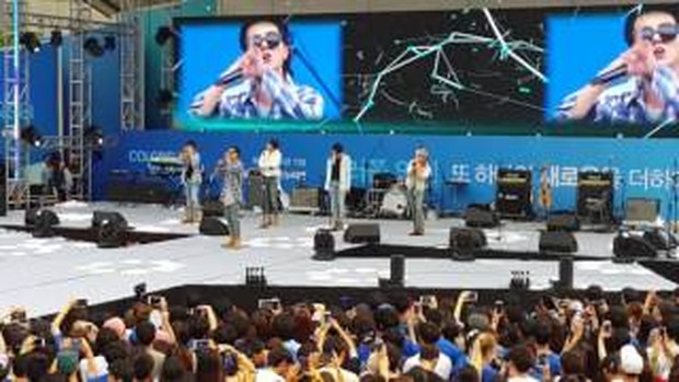 WINNER di AKARAKA 2016/Foto: Kpop Herald WINNER