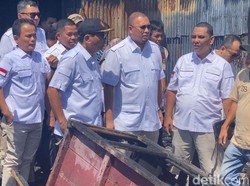 Kunjungi Pasar Raya Padang, Andre Rosiade Diteriaki Gubernur Sumbar