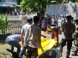 Seorang ASN Ditemukan Tewas Telungkup di Halaman Rumahnya