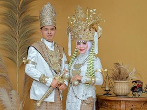 Pesona Baju Adat Lampung: Jenis, Makna, dan Fungsi Pesona Baju Adat Lampung: Jenis, Makna, dan Fungsi