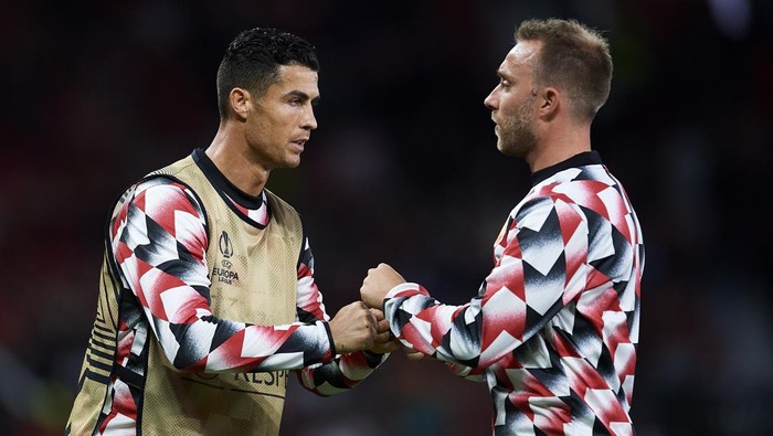 Cristiano Ronaldo Centre-Forward of Manchester United and Portugal and Christian Eriksen Attacking Midfield of Manchester United and Denmark during the warm-up before prior the UEFA Europa League group E match between Manchester United and Real Sociedad at Old Trafford on September 8, 2022 in Manchester, United Kingdom. (Photo by Jose Breton/Pics Action/NurPhoto via Getty Images)