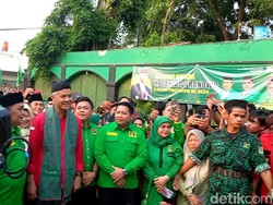 Ganjar Tiba di DPW PPP Banten, Disambut Teriakan Presiden