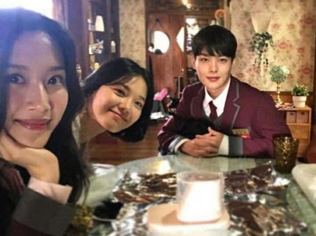 Im Hee Kyung, Im Ju Kyung, dan Im Ju Young dalam True Beauty/Foto: Instagram/susemee