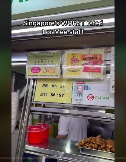 Inlfuencer cicip makanan terburuk