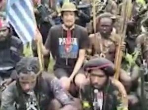 Beredar Video KKB Ancam Tembak Pilot Susi Air, Polda Papua Selidiki Beredar Video KKB Ancam Tembak Pilot Susi Air, Polda Papua Selidiki