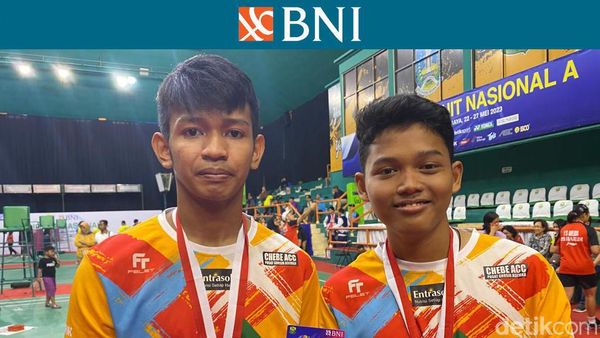 Ekspresi Para Juara BNI Sirnas A Jawa Timur 2023 di Surabaya