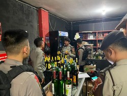 Polisi Bongkar Kamuflase Penjualan Miras di Cimahi-KBB