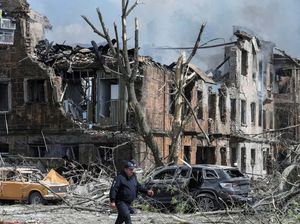 Potret Klinik di Dnipro yang Hancur Dirudal Rusia