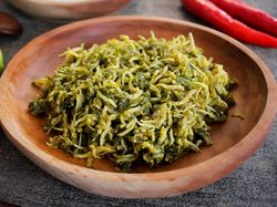 Resep Sambal Teri Cabe Hijau yang Pedas Segar Untuk Lauk Nasi