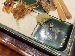 Makan Tulang Ikan dan Kepala Udang di Tempat Ini Bayar Rp 2,5 Juta