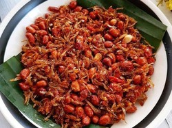 Resep Sambal Teri Kacang Praktis, Bikin Selera Makan Nambah!