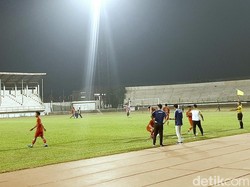 Cara Karawang Lahirkan Bibit Calon Pesepakbola Profesional